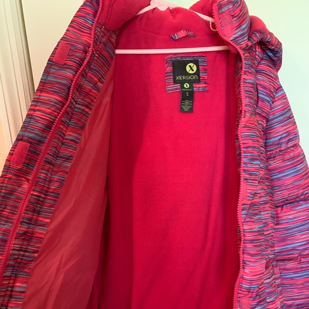 Xersion Jacket - Picture 2 of 3